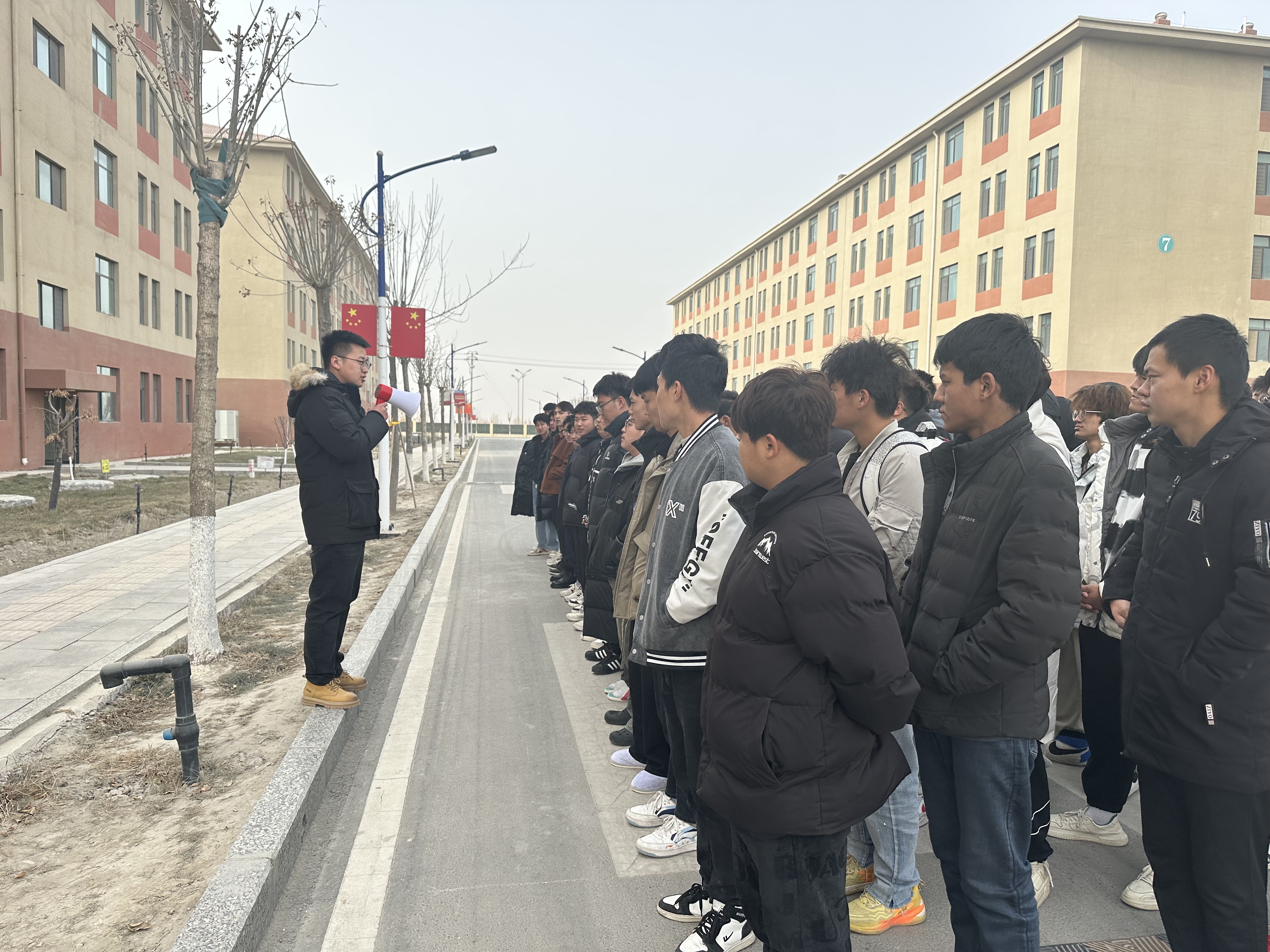 图4.jpg